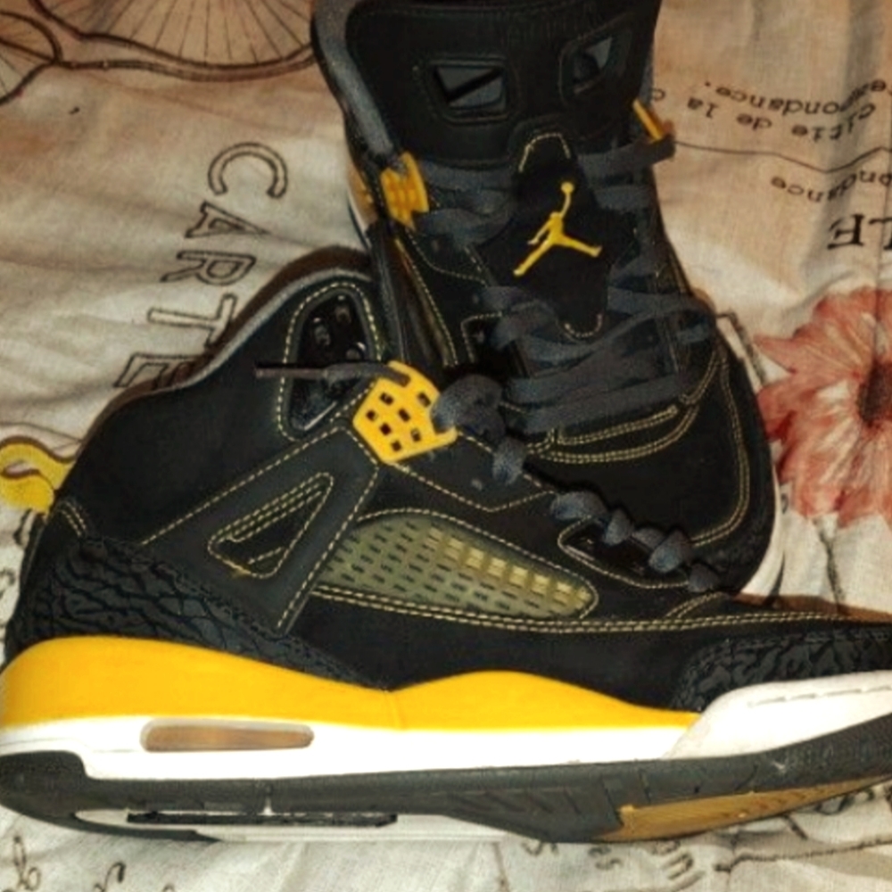 Jordan Spizike size 9